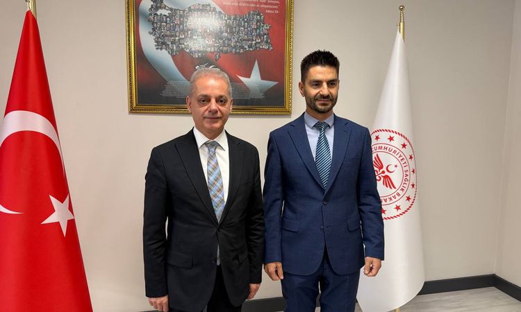 Gündemden Son Bilgiler: Mengücek Gazi Eğitim ve Araştırma Hastanesi'ne Yeni Başhekim