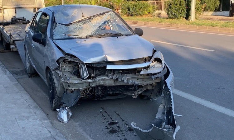 Gündemden Son Bilgiler: Mersin Erdemli'de otomobil yayaya çarptı, 34 yaşındaki yaya ağır yaralandı ve Merak Ed