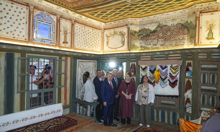 Gündemden Son Bilgiler: Ödemiş'te Efe kültürü ve geleneksel düğün ritüelleri canlandırıldı ve Merak Edilenler