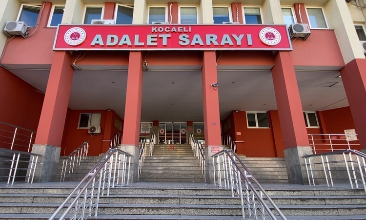 Gündemden Son Bilgiler: Ot biçme kavgasında 78 yaşındaki kuzenini ağır yaralayan sanığa 8 yıl hapis - Son Daki