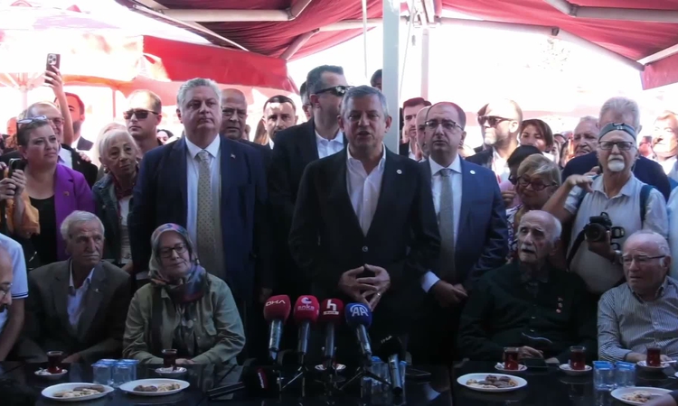 Gündemden Son Bilgiler: Özgür Özel, Yalova'da emekliler bir araya geldi: "YENİ Parti iktidarında hiçbir maaş a