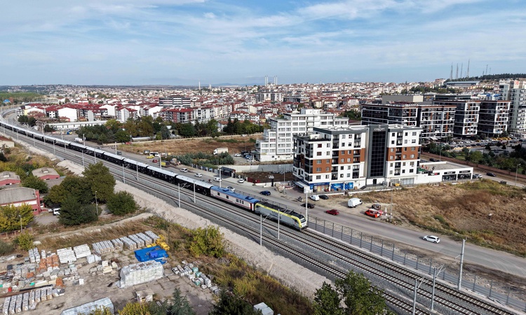 Gündemden Son Bilgiler: Paris'ten yola çıkan Orient Express, 70 yolcusuyla Edirne'ye vardı | İşte Tüm Ayrıntıl