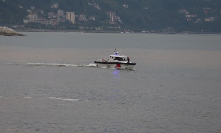 Gündemden Son Bilgiler: Rize'de Denizde Kaybolan 11 Yaşındaki Çocuk Aranıyor