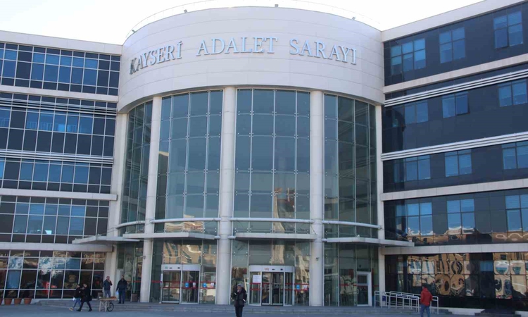 Gündemden Son Bilgiler: Şahin Sucukları’nda usulsüzlük yaptığı belirlenen 1 kişi hakkında tutuklama kararı ver