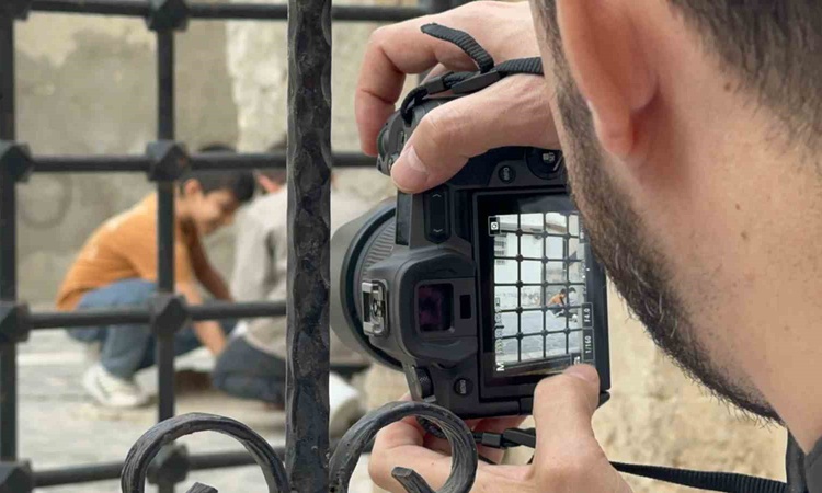 Gündemden Son Bilgiler: Şanlıurfa'da fotoğraf kursu kursiyerleri ilk cezaevi Fırfırlı Camisi'ni fotoğrafladı |