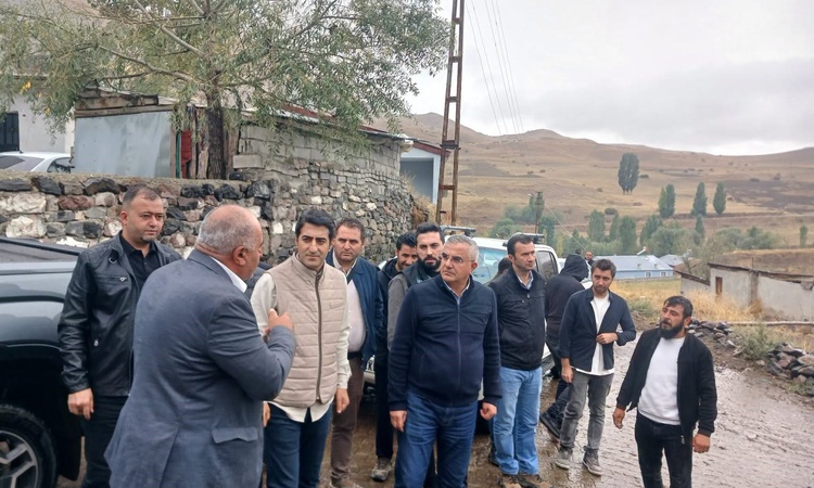 Gündemden Son Bilgiler: Sarıkamış Kaymakamı Aslantatar, köyleri DSİ Bölge Müdürü ile ziyaret etti