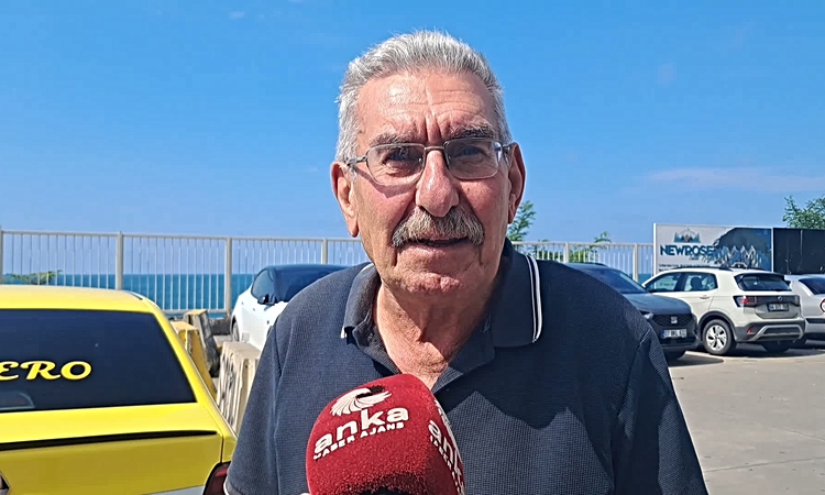 Gündemden Son Bilgiler: Sarp Sınır Kapısı'nda vatandaş ve esnaf, geçen yıla göre azalan yoğunluktan yakındı |