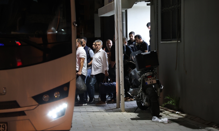 Gündemden Son Bilgiler: Seferihisar Belediyesi'nde ‘rüşvet’ soruşturması; 47 şüpheli adliye sevk edildi