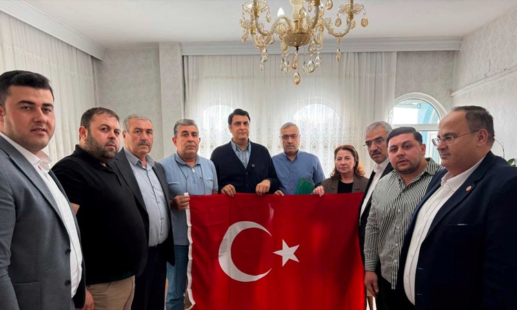 Gündemden Son Bilgiler: Şehitkamil Belediye Başkanı Yılmaz, şehit ailelerini ziyaret etti - Son Dakika Bilgile