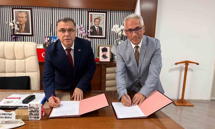 Gündemden Son Bilgiler: Şehitliklerdeki anıtların bakım ve onarımı için protokol imzalandı