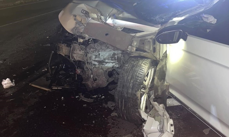 Gündemden Son Bilgiler: Siirt Baykan'da iki otomobil çarpıştı, 20 yaşındaki genç ağır yaralandı - Son Dakika B
