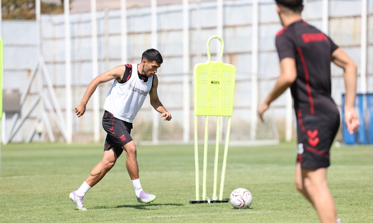 Gündemden Son Bilgiler: Sivasspor, Keçiörengücü maçının hazırlıklarına resmen start aldı ve Merak Edilenler