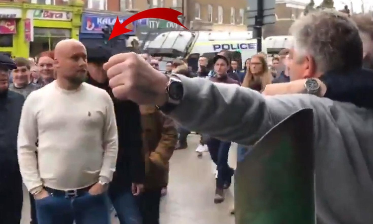 Gündemden Son Bilgiler: Tahrik edildi, dayanamadı! Tek yumrukla yere serdi - Son Dakika Bilgileri