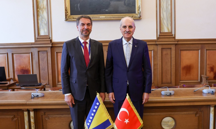 Gündemden Son Bilgiler: TBMM Başkanı Kurtulmuş, Roma'da Bosna Hersekli Çavara'yı kabul etti - Son Dakika Bilgi