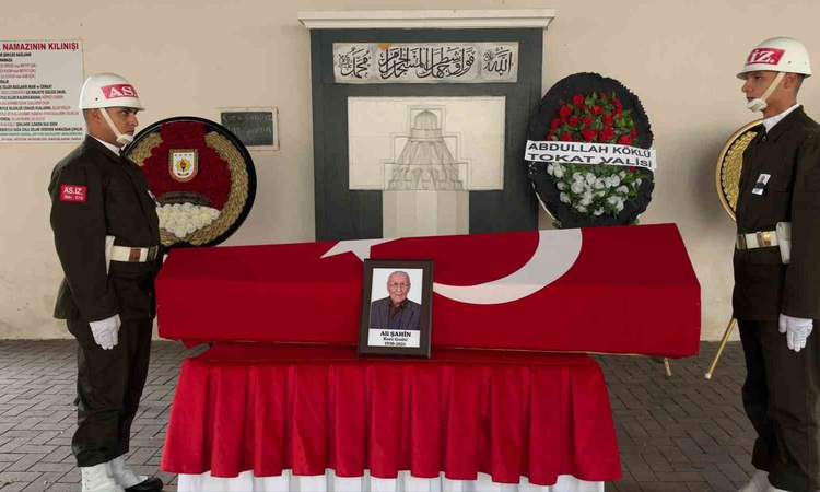 Gündemden Son Bilgiler: Tokat Zile'de Kore Gazisi Ali Şahin, tedavi gördüğü hastanede yaşamını yitirdi - Son D