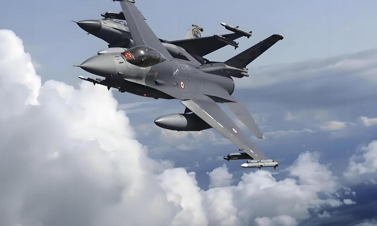 Gündemden Son Bilgiler: Türkiye'nin Ege'deki yeni taktiği Atina'yı alarma geçirdi! Yunan pilotlara talimat ver