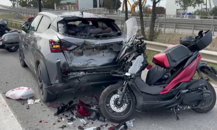 Gündemden Son Bilgiler: Tuzla TEM'de motosikletli polis, emniyet şeridindeki otomobile çarparak yaralandı - So