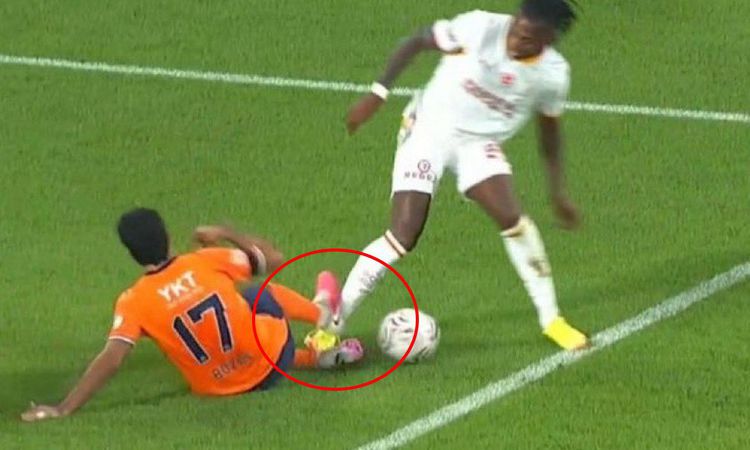 Gündemden Son Bilgiler: Umut Bozok'un hareketi maça damga vurdu: Gelişmeler Takip Ediliyor