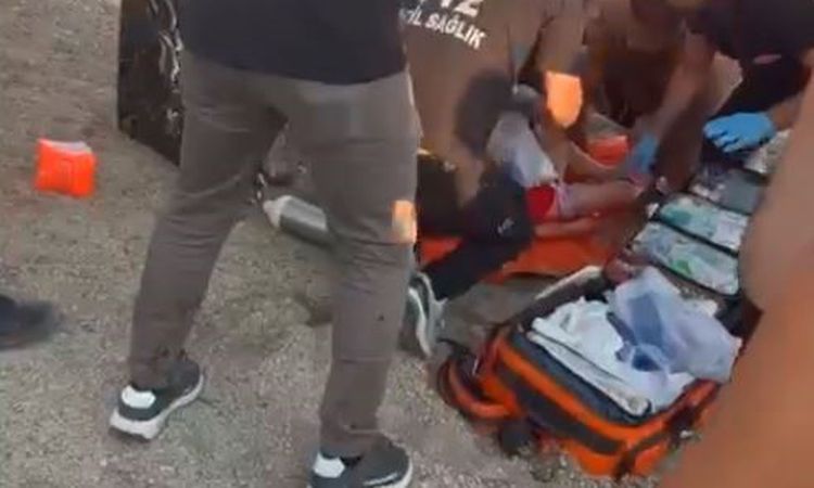 Gündemden Son Bilgiler: Van Gölü'nde 4 Yaşındaki Çocuk Boğuldu