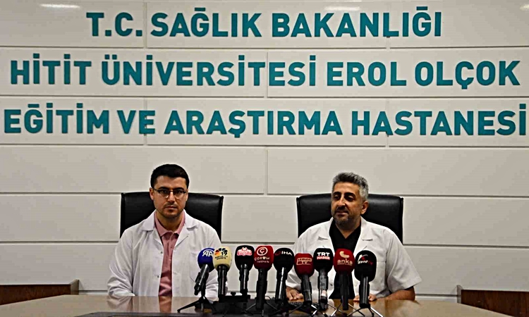 Gündemden Son Bilgiler: Vatandaşın boğazından çıkan canlı sülük doktorları bile şaşırttı: "İlk defa gördüm"
