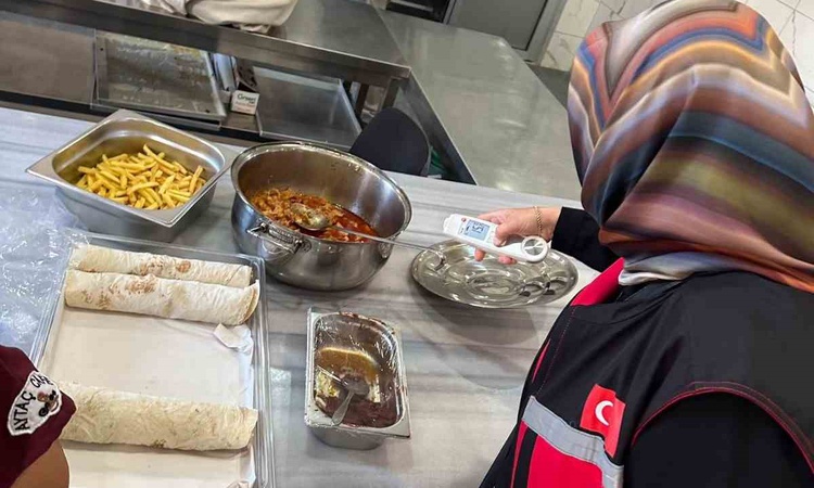 Gündemden Son Bilgiler: Yalova'da okul kantinleri, İl Tarım ve Orman Müdürlüğü ekiplerince denetlendi