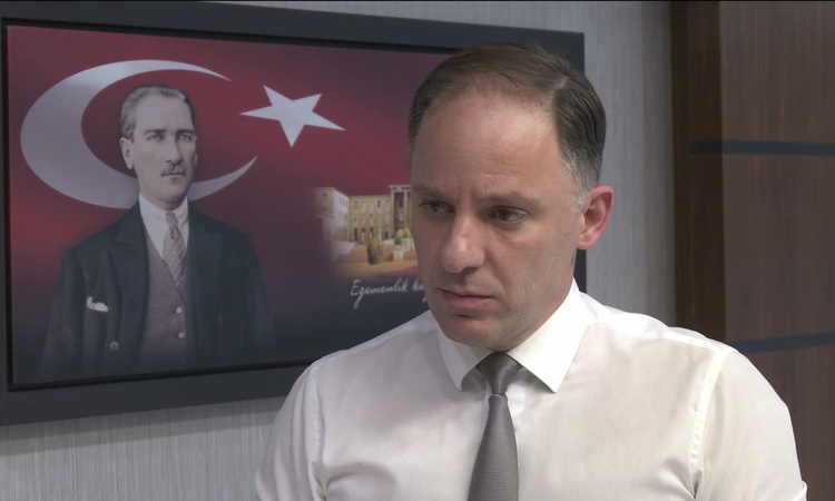 Gündemden Son Bilgiler: YENİ Parti'li Yavuzyılmaz, 455 bin fon mağdurunu 'hükümet istifa' demeye çağırdı ve Me