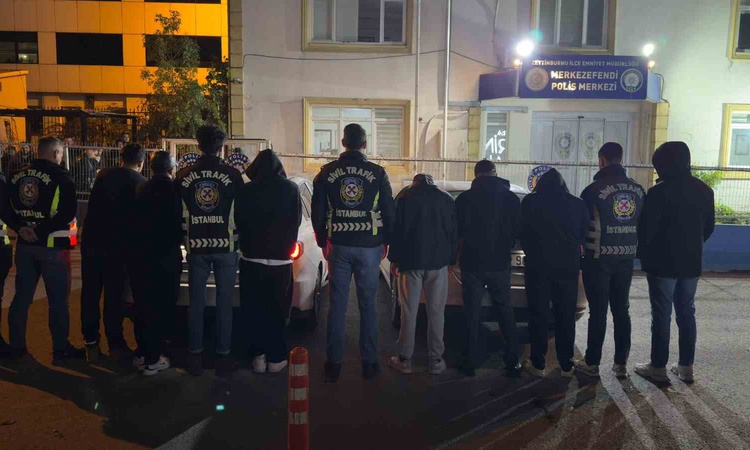 Gündemden Son Bilgiler: Zeytinburnu'nda trafik kavgasında 8 kişiye 1 milyon 642 bin 719 TL ceza verildi ve Mer