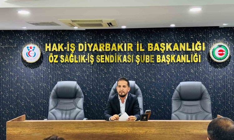 HAK-İŞ Diyarbakır Başkanı Aküzüm, 21 Ekim Dünya Gazeteciler Günü'nü kutladı