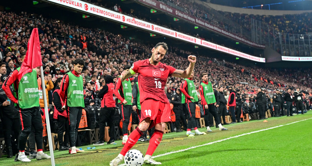 Gündemden Son Bilgiler: Hakan Çalhanoğlu: Biraz moralim düşüktü - En Son Haber