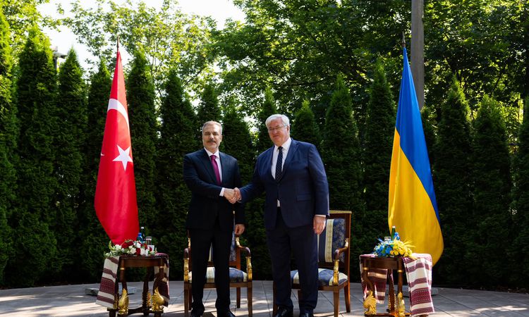 Ayrıntılar Netleşti: Hakan Fidan, Ukraynalı mevkidaşı Sibiha ile telefonda görüştü - Son Dakika Haberleri