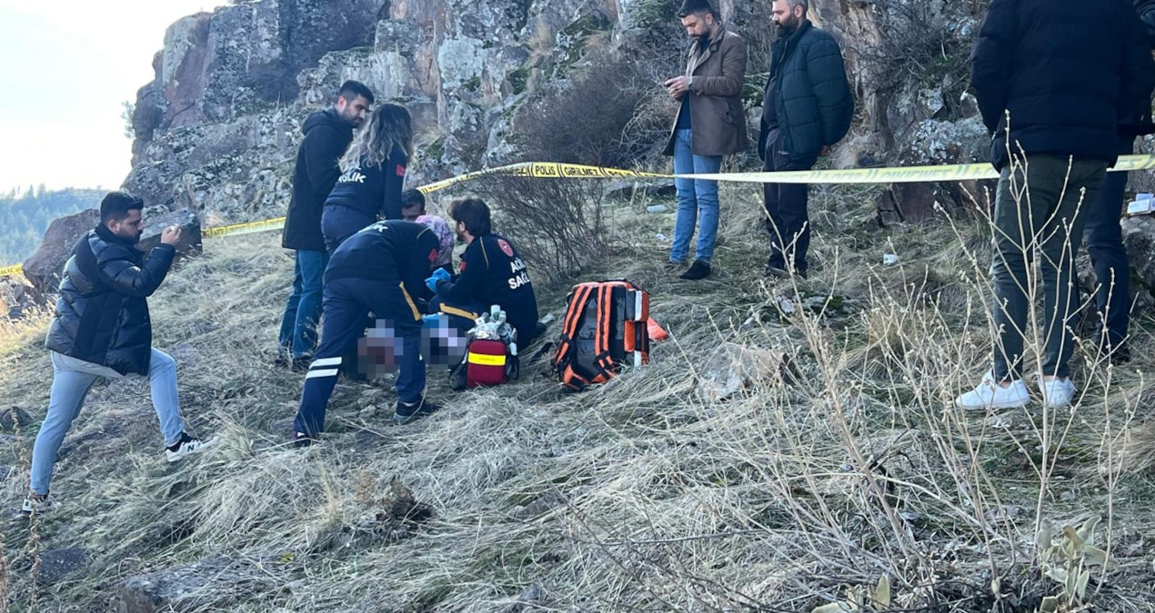Gündemden Son Bilgiler: Henüz 19 yaşındaydı: Kayıp Sümeyye'nin cesedi kayalıklarda bulundu - Haberleri ve Mera