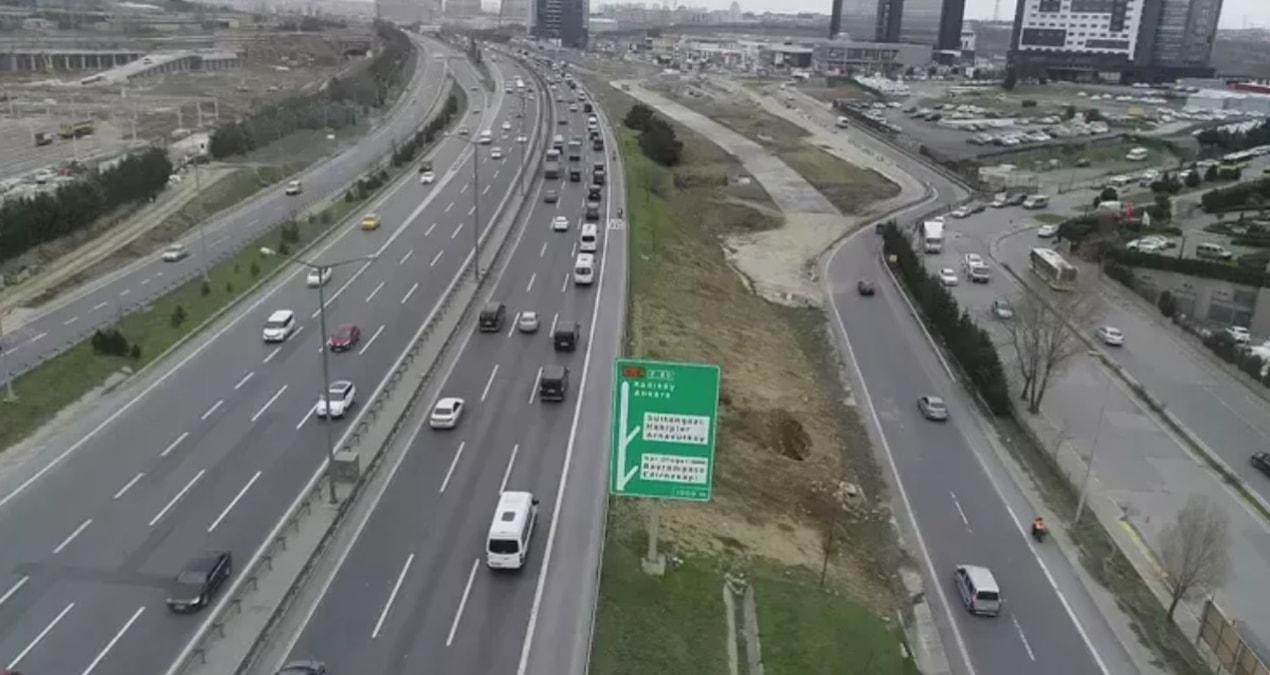 Kritik Açıklama: Herkesin kullandığı o yol da ücretli olacak iddiası: İktidar adım başı para alacak - Son Daki