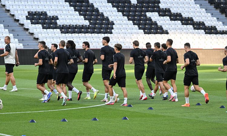 Ayrıntılar Netleşti: Hradec Kralove, Beşiktaş maçı hazırlıklarını tamamladı - Son Dakika Haberleri - Son Dakik