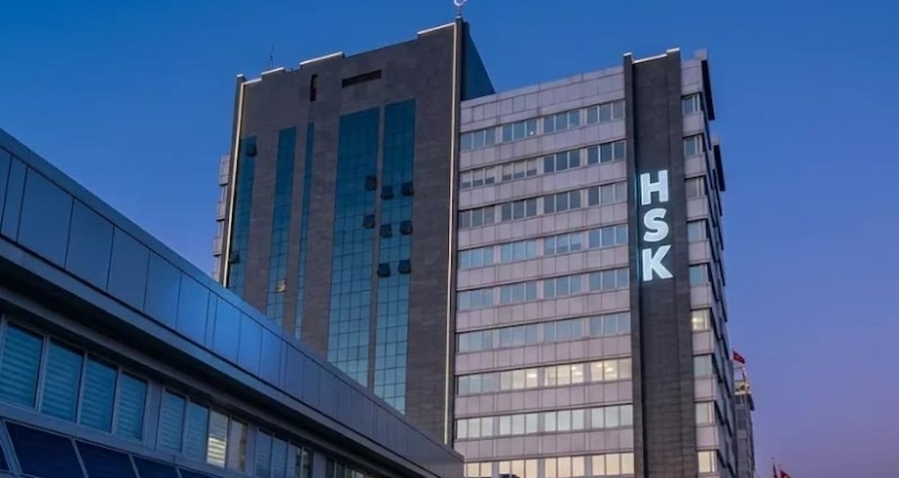 Gündemden Son Bilgiler: HSK kararnamesi resmen duyuruldu; 33 ilin başsavcısı değişti - Son Dakika: Gelişmeler