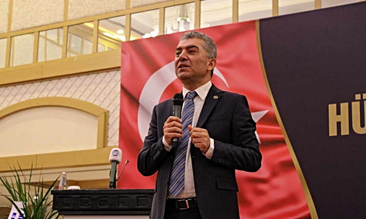 Hürriyetçi Eğitim Sen, okullara "Maarif Modeli Eğitim/Materyal Sandığı" gönderilmesi talebiyle MEB'e başvuruda