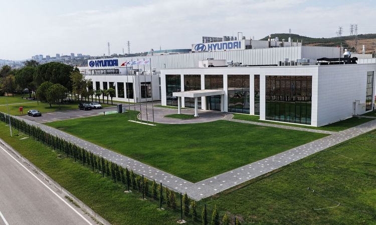 Gündemden Son Bilgiler: Hyundai'den Türkiye'de 250 Milyon Euro'luk Elektrikli Araç Yatırımı - Son Dakika | İşt