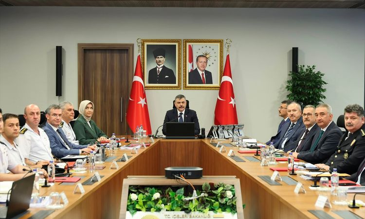 Sıcak Gündem: İçişleri Bakanı Çiftçi, Siber Güvenlik Toplantısı'na başkanlık etti Açıklaması - Haberleri | İşt