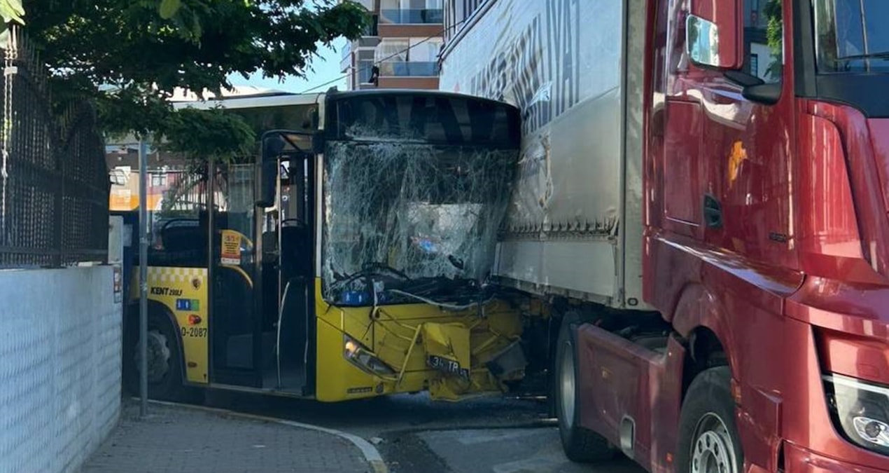 Gündemden Son Bilgiler: İETT otobüsü ile TIR çarpıştı: Yaralılar var - Haberleri ve Merak Edilenler