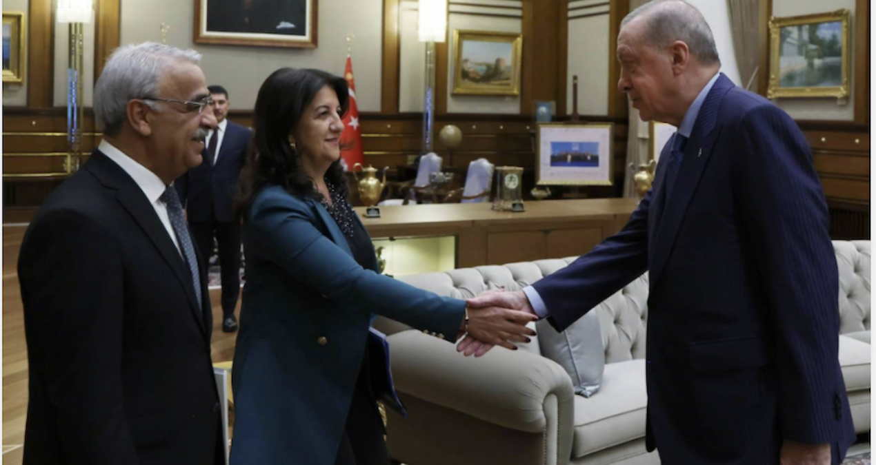 Ayrıntılar Netleşti: İmralı Heyeti, Cumhurbaşkanı Erdoğan ile görüşecek - Haberleri: Gelişmeler Takip Ediliyor