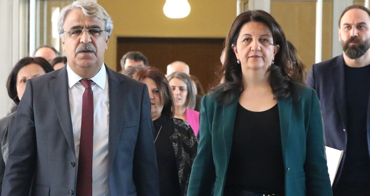 Sıcak Gündem: İmralı Heyeti, Demirtaş'ı ziyaret etti - En Son Haber ve Merak Edilenler