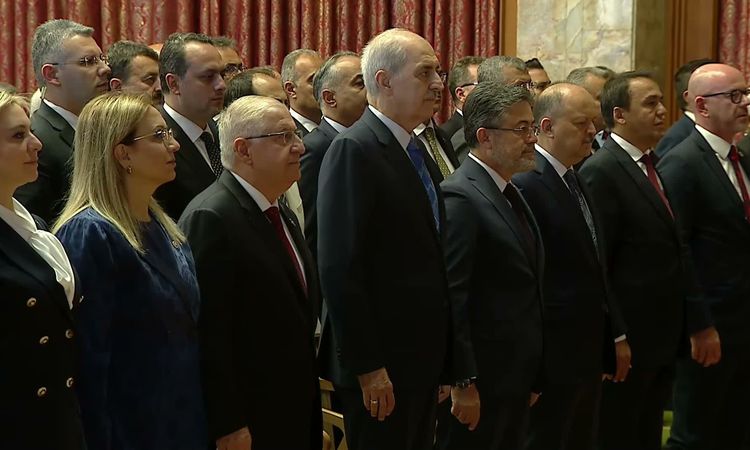 Sıcak Gündem: İnebolu'ya ikinci İstiklal Madalyası, TBMM'de törenle verildi - Son Dakika Haberleri - Son Dakik