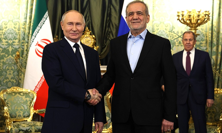 İran Cumhurbaşkanı Pezeşkiyan ile Rusya Devlet Başkanı Putin'in ŞİÖ Zirvesi'nde görüşmesi bekleniyor: Gelişmel