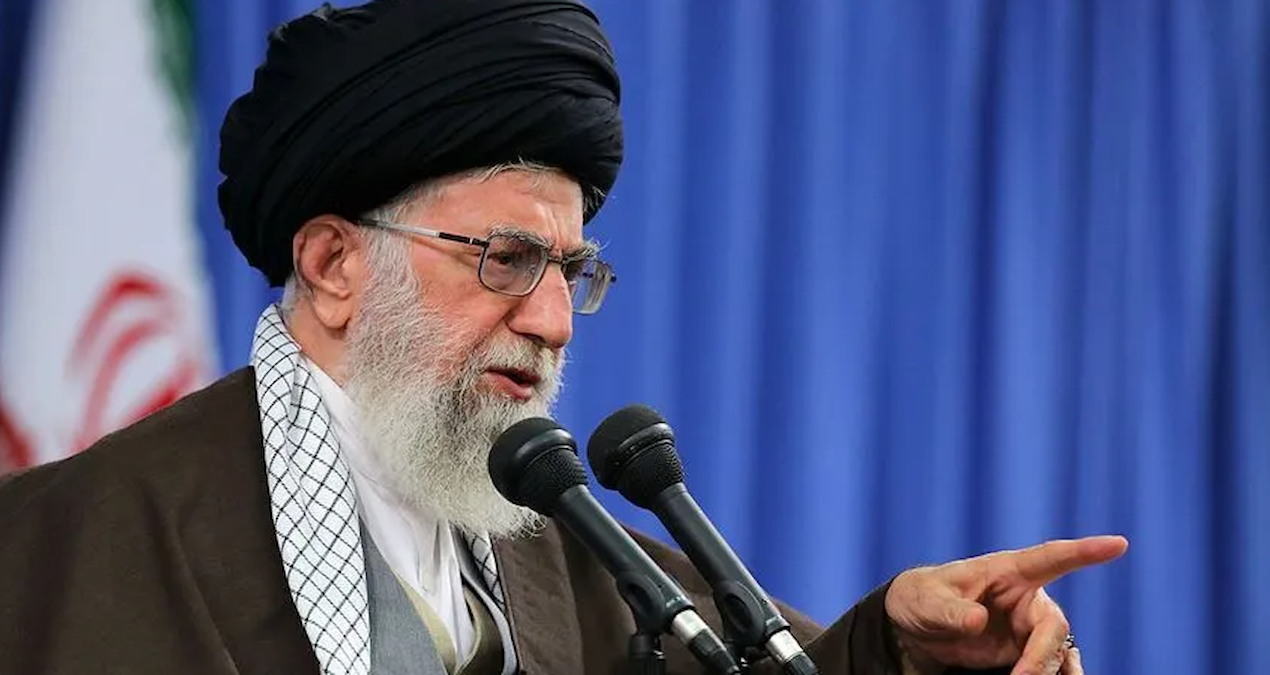 Funeral prayers were performed for Iran's former leader Khamenei in Tehran - Breaking News