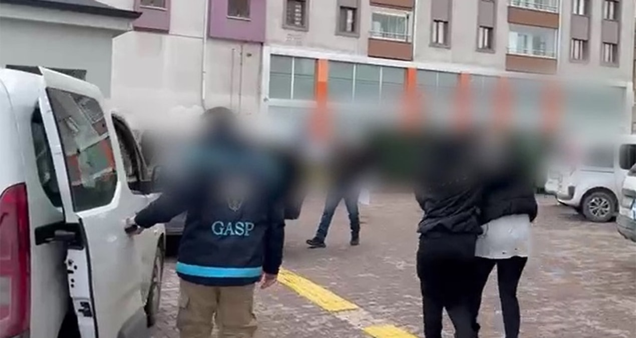 Ayrıntılar Netleşti: İş insanına uygunsuz görüntülerle şantaj yapan 3 kişi hakkında tutuklama kararı verildi -