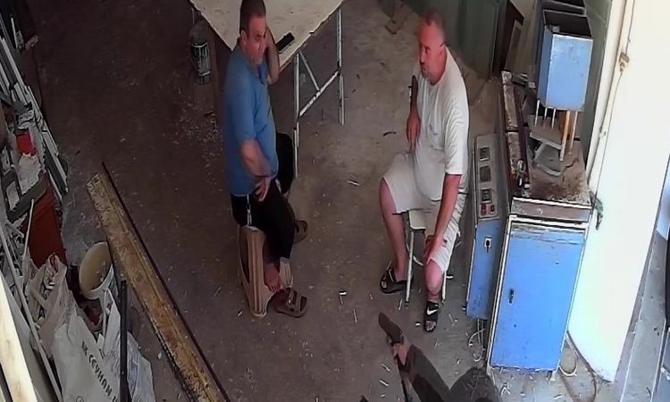 İş yerinde vurulan PVC ustası yaşam savaşını kaybetti - Son Dakika Haberleri ve Merak Edilenler