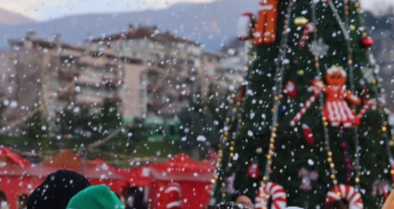 Kritik Açıklama: İki şehirde yılbaşı etkinlikleri iptal edildi - Son Dakika - Son Dakika Bilgileri