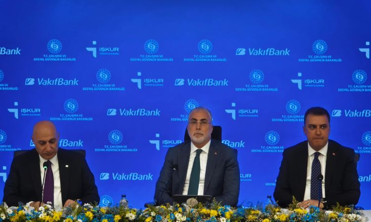 Sıcak Gündem: İŞKUR ve Vakıfbank'tan Kadın ve Genç İstihdamı İçin İş Birliği Protokolü - Haberleri