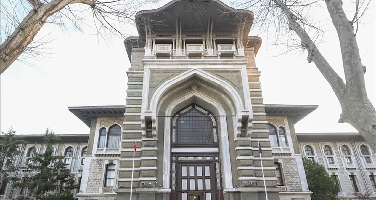 İstanbul Erkek Lisesi'nde kavga: Müdür ve müdür yardımcıları görevden uzaklaştırıldı - Haberleri - Son Dakika