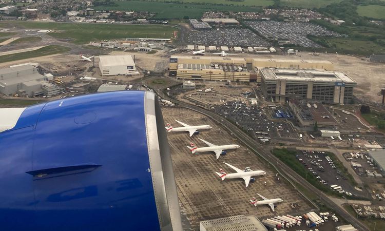Kritik Açıklama: İstanbul Havalimanı, Avrupa'nın En İşlek Havalimanı Unvanını Londra Heathrow'dan Aldı - Son D