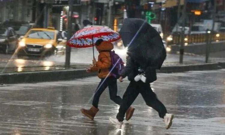 İstanbul'da okullar tatil mi? SON DAKİKA! Bugün İstanbul'da okul var mı, yok mu?
